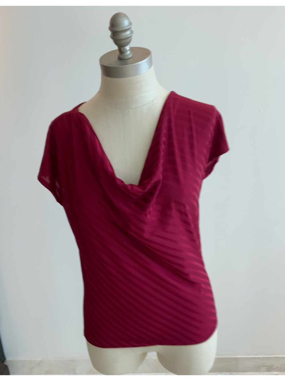 Women's Vtg Feminine Segments Cowl Neck Tee - Berry sz 9/10